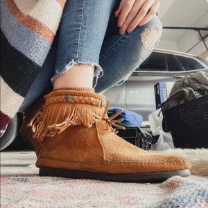 Minnetonka ankle suede boots
